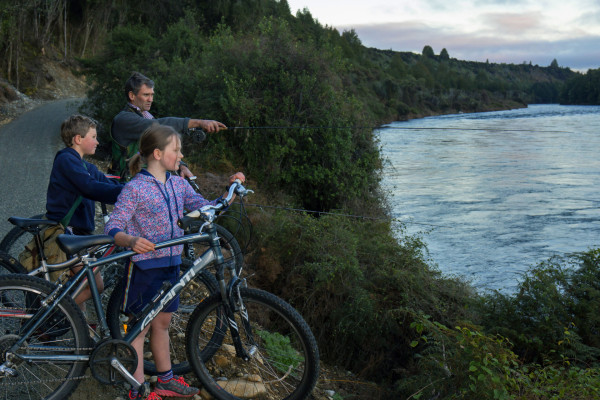 Waiau River Tile