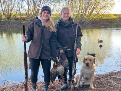 Mya Gane (L) and Jensy Moyle (R)