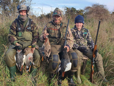 Introducing the next gereation to the sport Allan Gillespie showed his gandsons Harry 16 Jack 11 the ropes this year credit J Gillespie