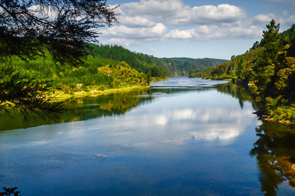 Lake Waipapa2