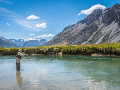 AhuririRiverFishing